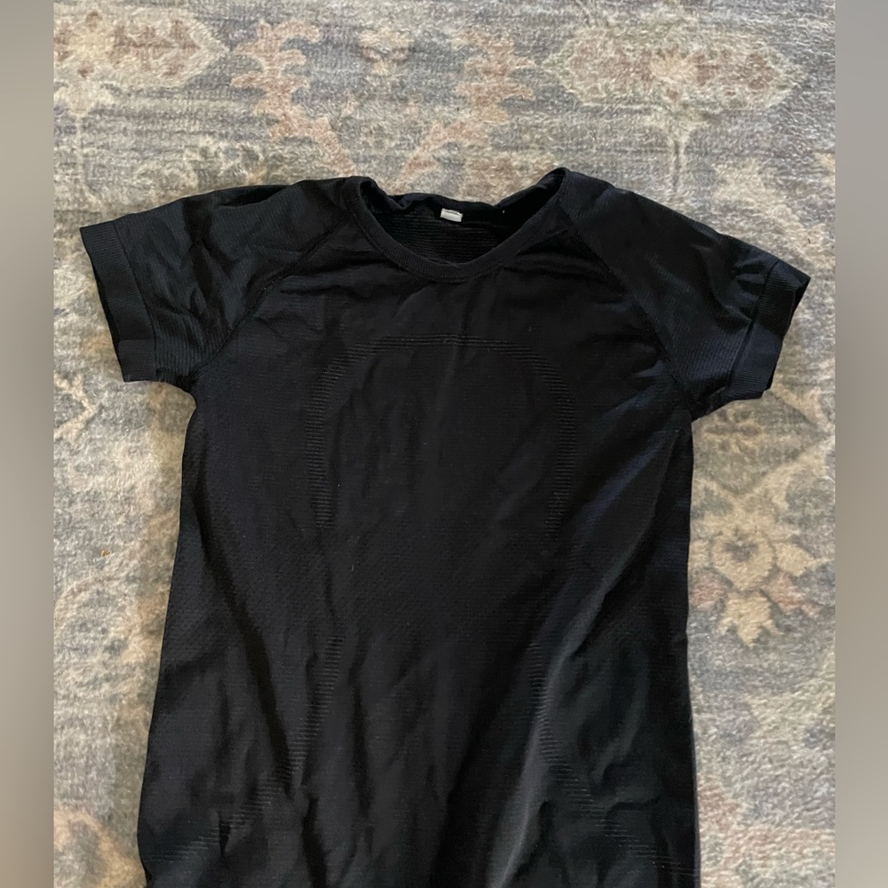 Black lululemon swiftly size 0 will except most offers